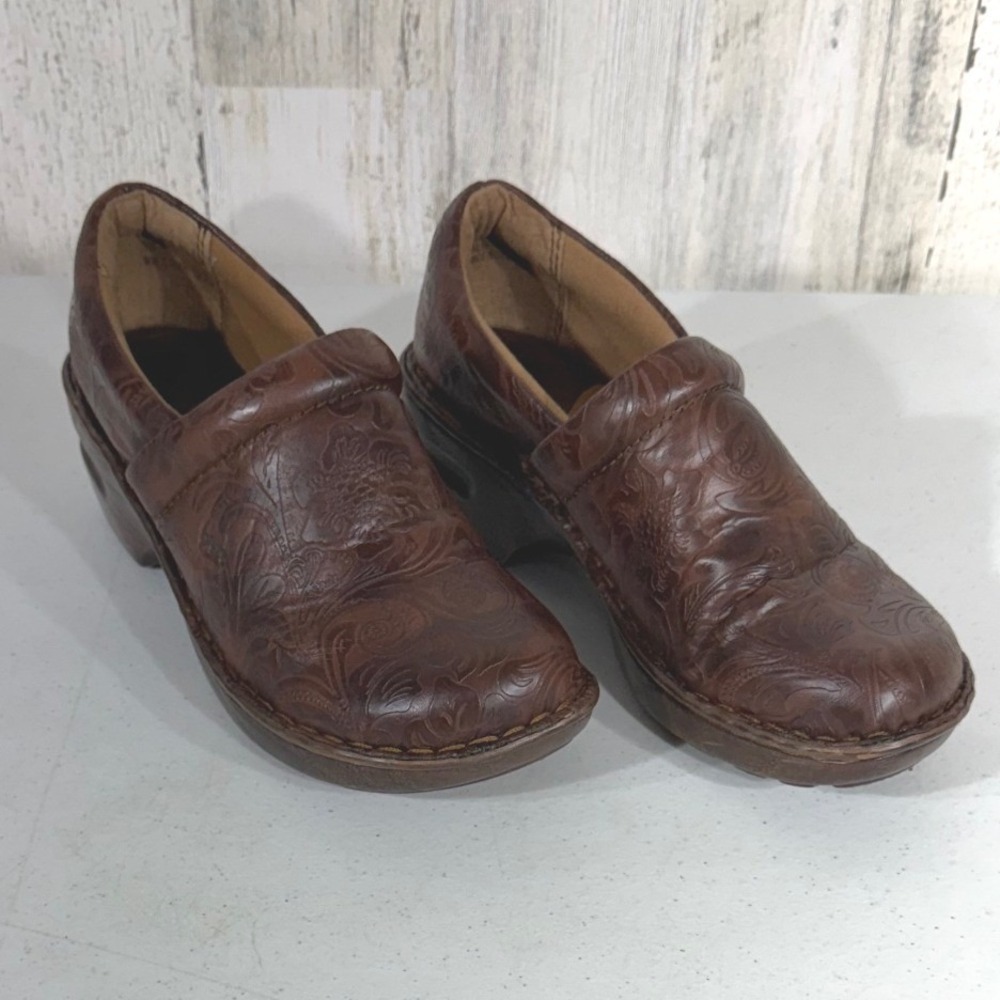 BOC Born Concept Slip On Clogs Size 7 Brown‎ Floral Embossed Wedge Chunky
